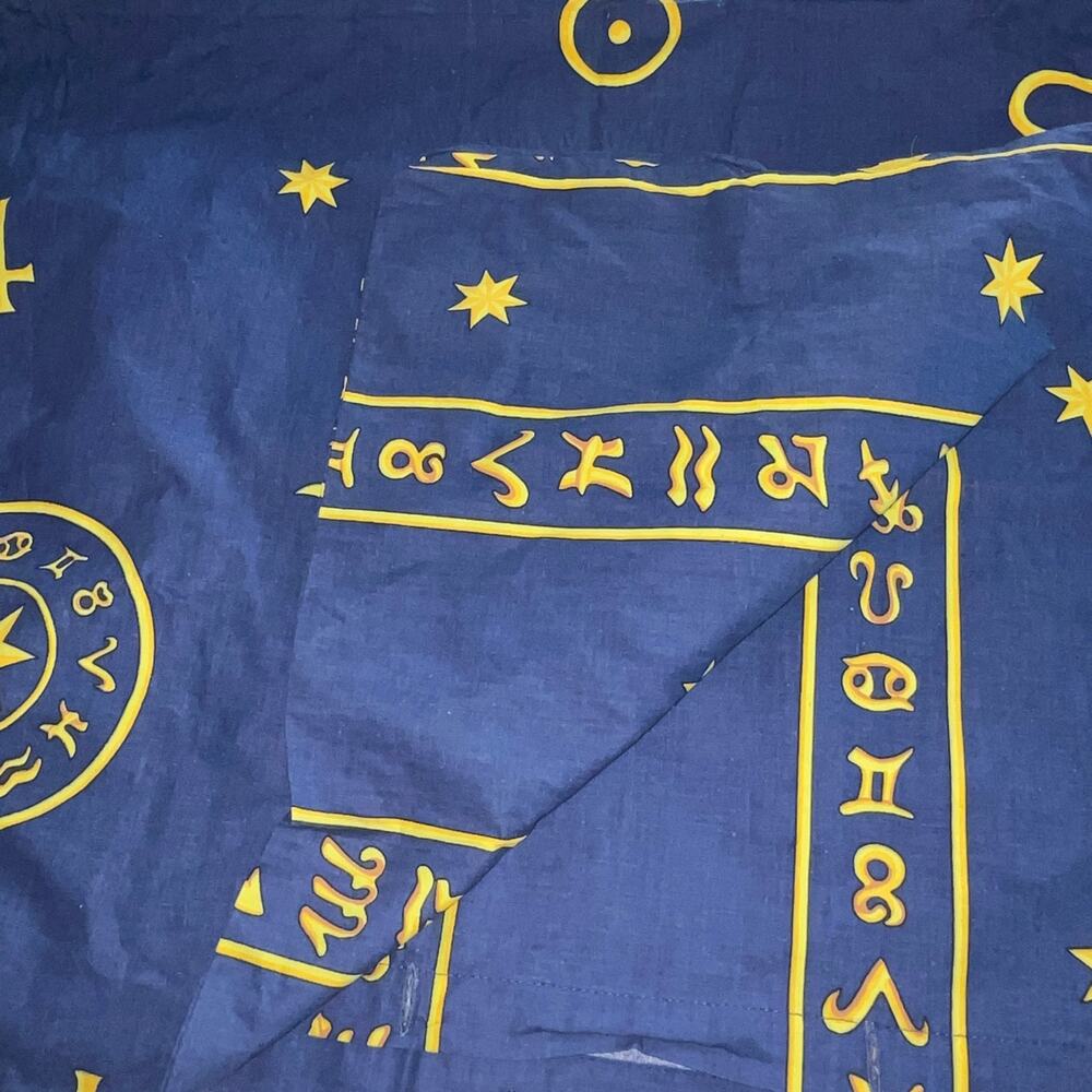 Vintage VTG Celestial Stars Sun Moon Navy Blue Button Closure Pillow Case (0737)